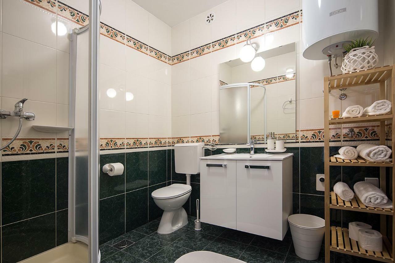 Apartments Bo Malinska Εξωτερικό φωτογραφία